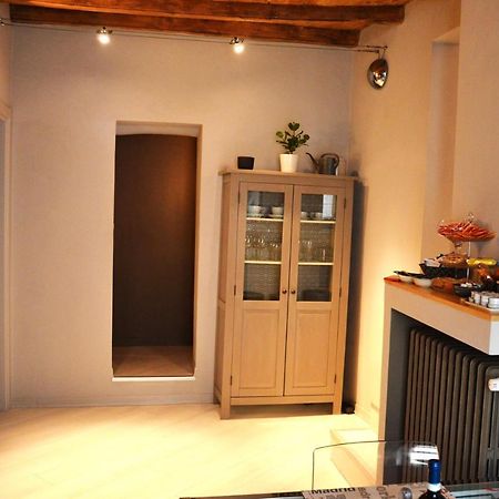 La Contrada Apartment คูเนโอ ภายนอก รูปภาพ