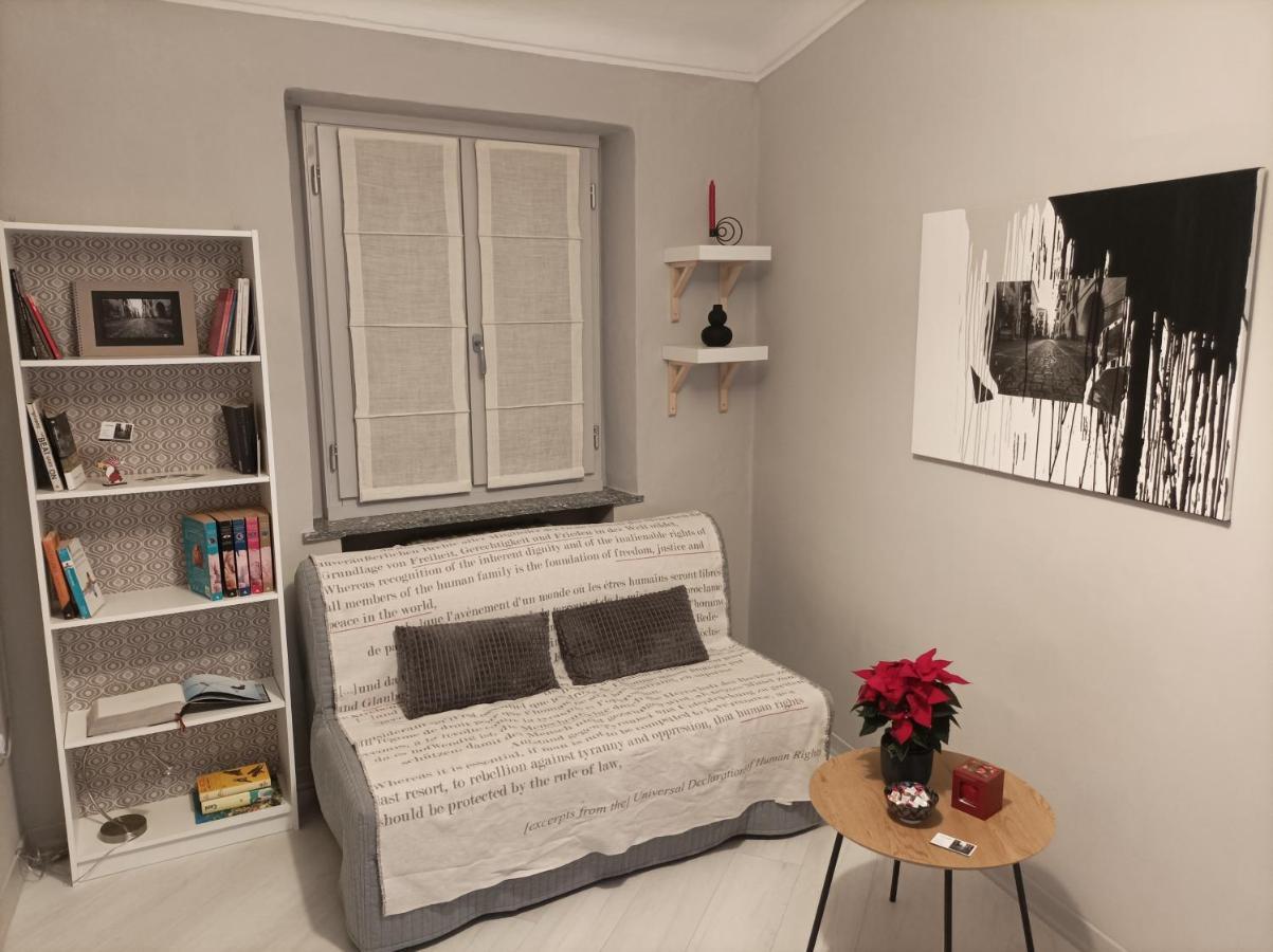 La Contrada Apartment คูเนโอ ภายนอก รูปภาพ